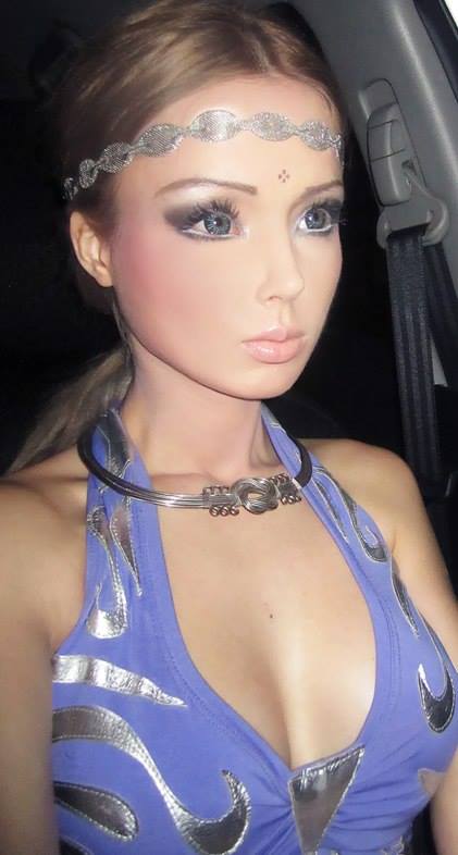 Photos Of Real Life Barbie Valeria Lukyanova The Last One Will Blow Your Mind Viralscape