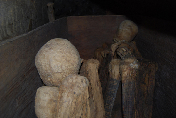 15-Kabayan-Mummy-Caves-The-Philippines