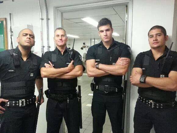 handsome-subway-security-guard-3