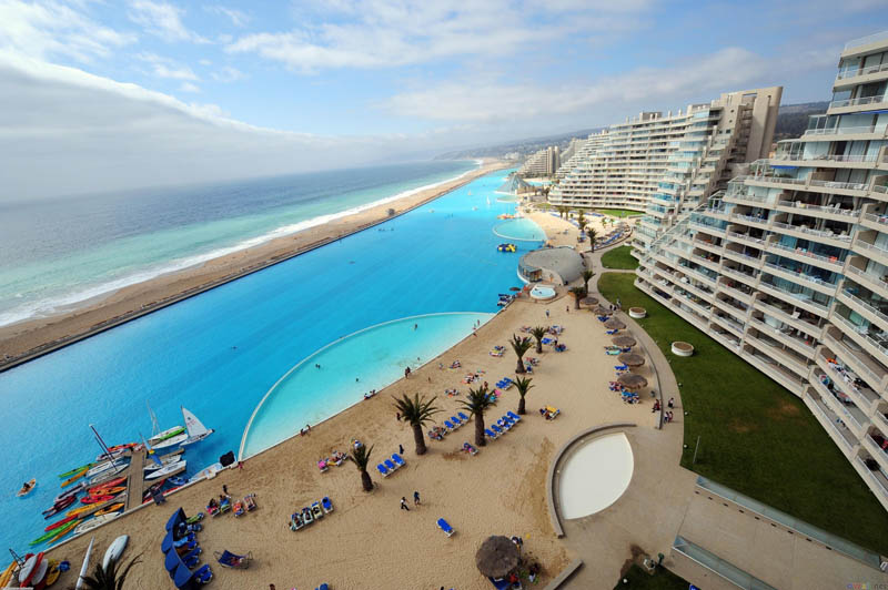 the-largest-swimming-pool-in-the-world-5