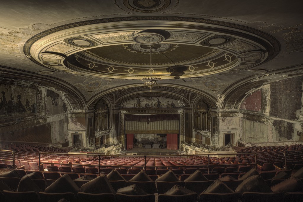 Despite not hosting any more shows, this theatre in Connecticut still retains some features that show it was a once grand building