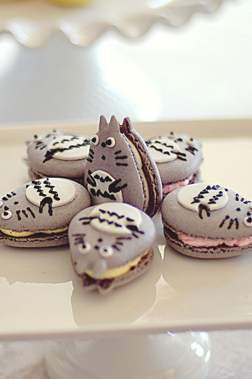 Totoro Macarons