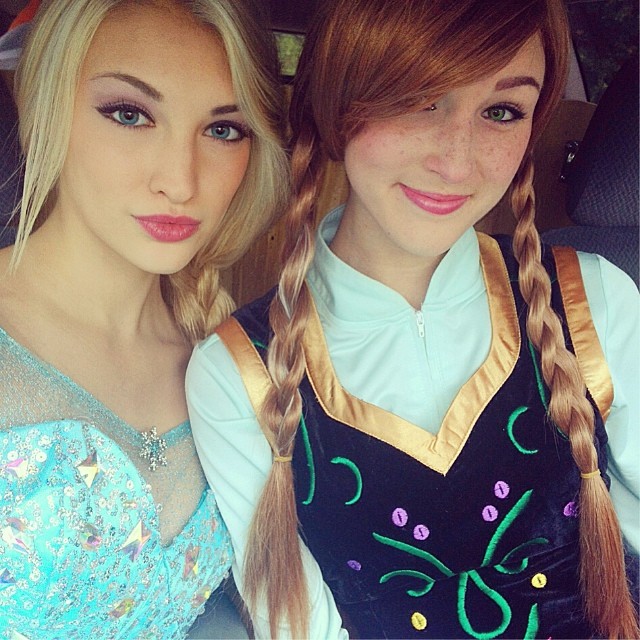 Real-Life Anna and Elsa from Frozen (6)