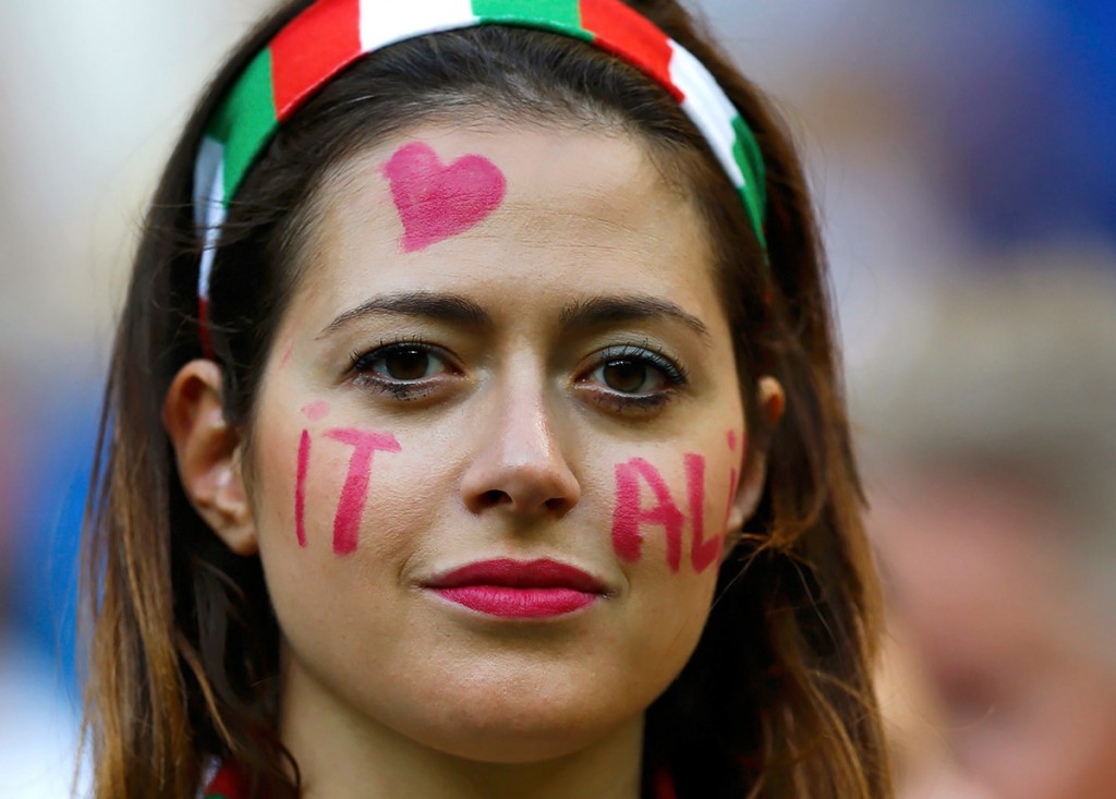 World-Cup-Hot-Italian-Girl-1024x733.jpg