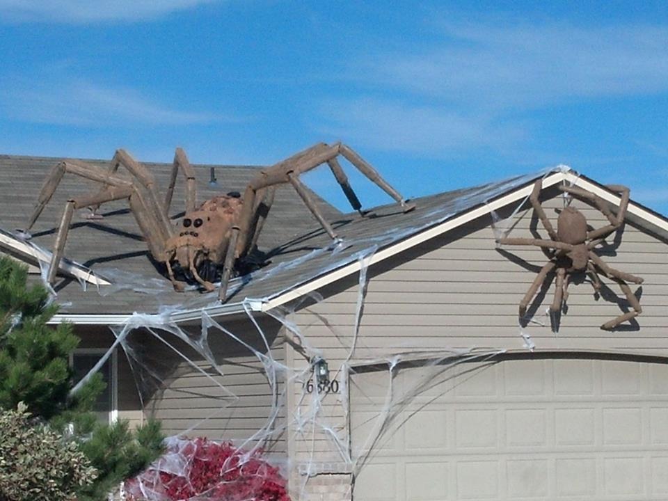 Giant Spiders Halloween Decor
