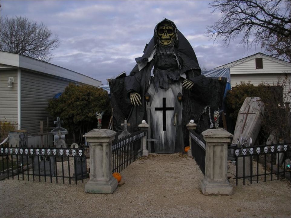 Grim Reaper Halloween Decor